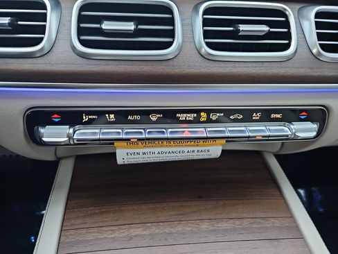 New 2026 Mercedes-Benz GLS 450 4MATIC image 23