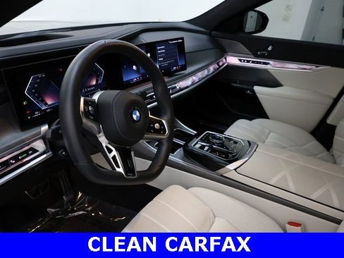 Used 2024 BMW 760i xDrive w/ Executive Package image 7