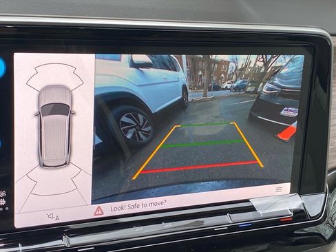 New 2026 Volkswagen Atlas SEL image 10