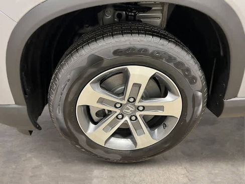 New 2025 Honda Pilot EX-L image 11