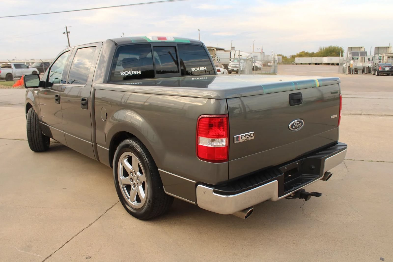 Used 2004 Ford F150 Lariat RWD image 6