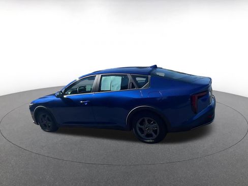 Used 2025 Kia K4 LXS image 10