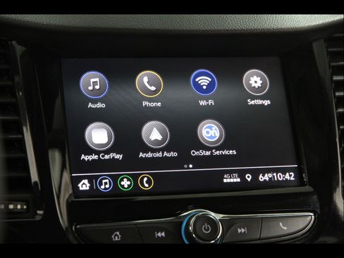 Certified 2022 Chevrolet Trax LT w/ LT Convenience Package image 10