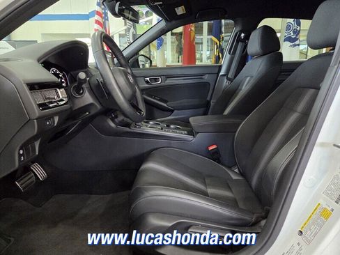 Used 2023 Honda Civic Sport image 7