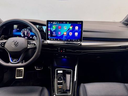 Used 2025 Volkswagen Golf R Black Edition image 39