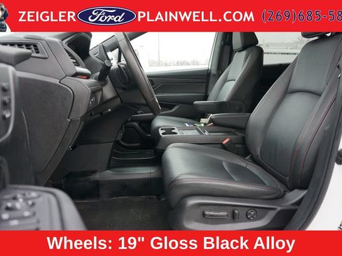 Used 2025 Honda Odyssey Sport-L image 19