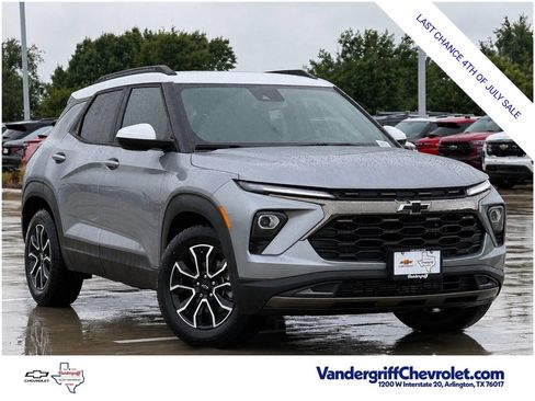 New 2026 Chevrolet TrailBlazer ACTIV w/ Convenience Package FWD image 2
