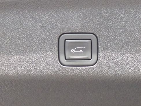 Used 2023 Chevrolet Tahoe RST w/ Luxury Package AWD/4WD image 15