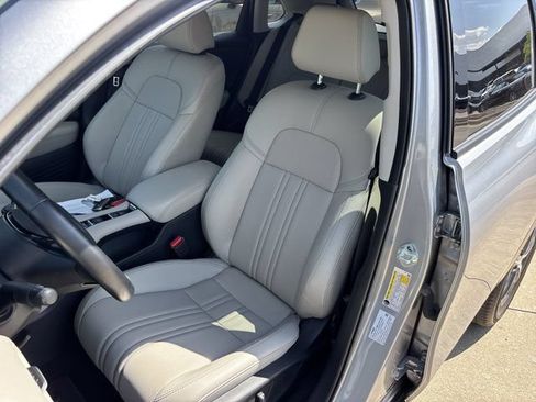 Used 2025 Honda HR-V EX-L image 18