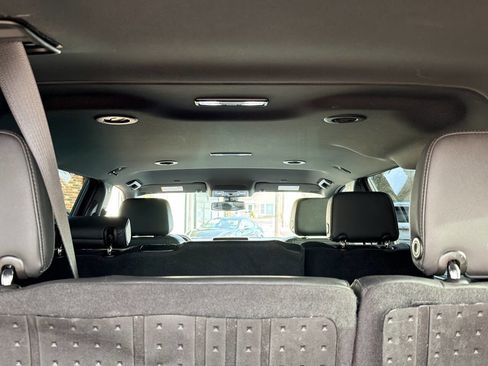 Used 2022 Chevrolet Suburban LT image 53