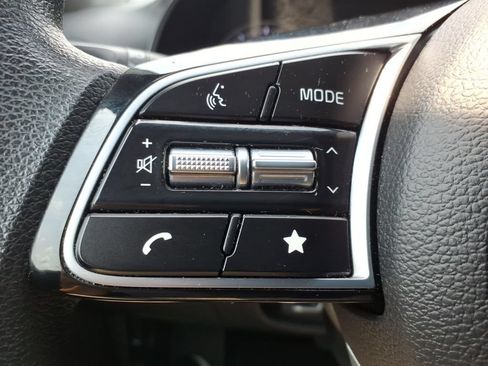 Certified 2023 Kia Forte LXS FWD image 17