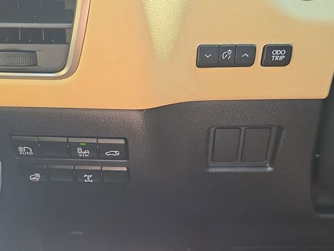 Used 2018 Lexus NX 300 AWD w/ Premium Package image 19