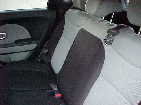 Used 2015 Kia Soul image 11