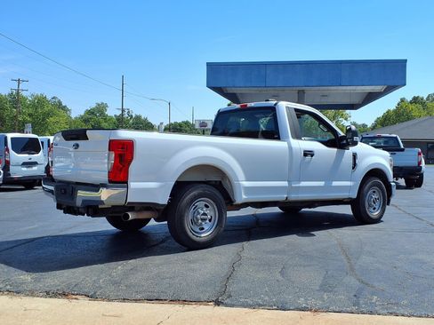 Used 2020 Ford F250 XL w/ Power Equipment Group RWD image 9