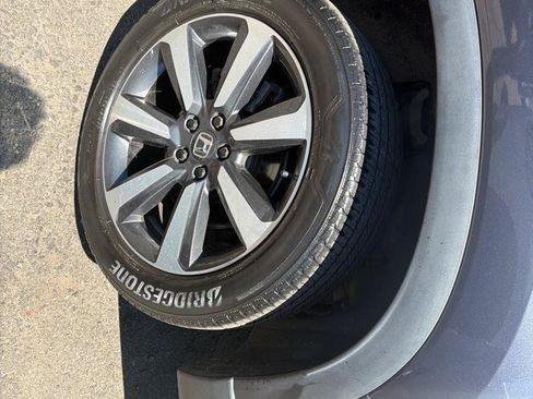 Used 2023 Honda Pilot Touring image 14