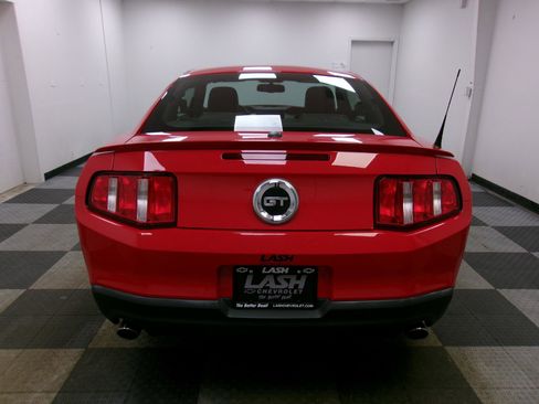 Used 2010 Ford Mustang GT image 10