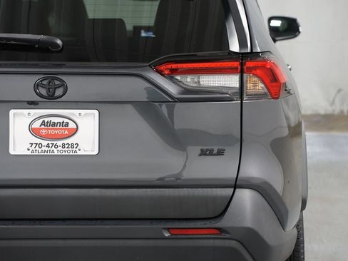 Certified 2022 Toyota RAV4 XLE Premium FWD image 10