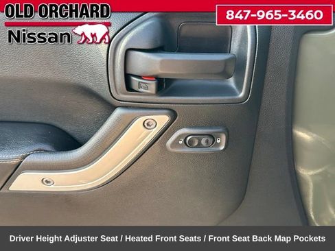 Used 2016 Jeep Wrangler Unlimited Rubicon AWD/4WD image 14