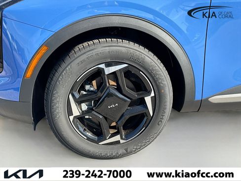 New 2026 Kia Sportage EX w/ EX Panorama Roof Package image 40