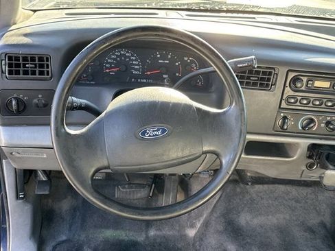 Used 2003 Ford F350 XL image 15