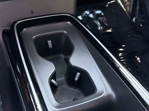 Certified 2023 Volkswagen ID.4 Pro S AWD/4WD image 25