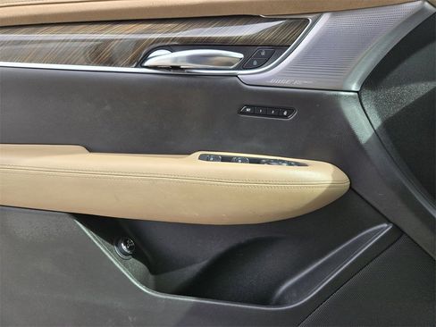 Used 2020 Cadillac XT6 Premium Luxury w/ Platinum Package image 25