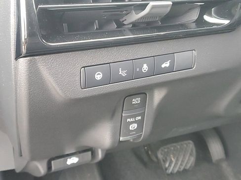 New 2025 Nissan Murano Platinum image 15