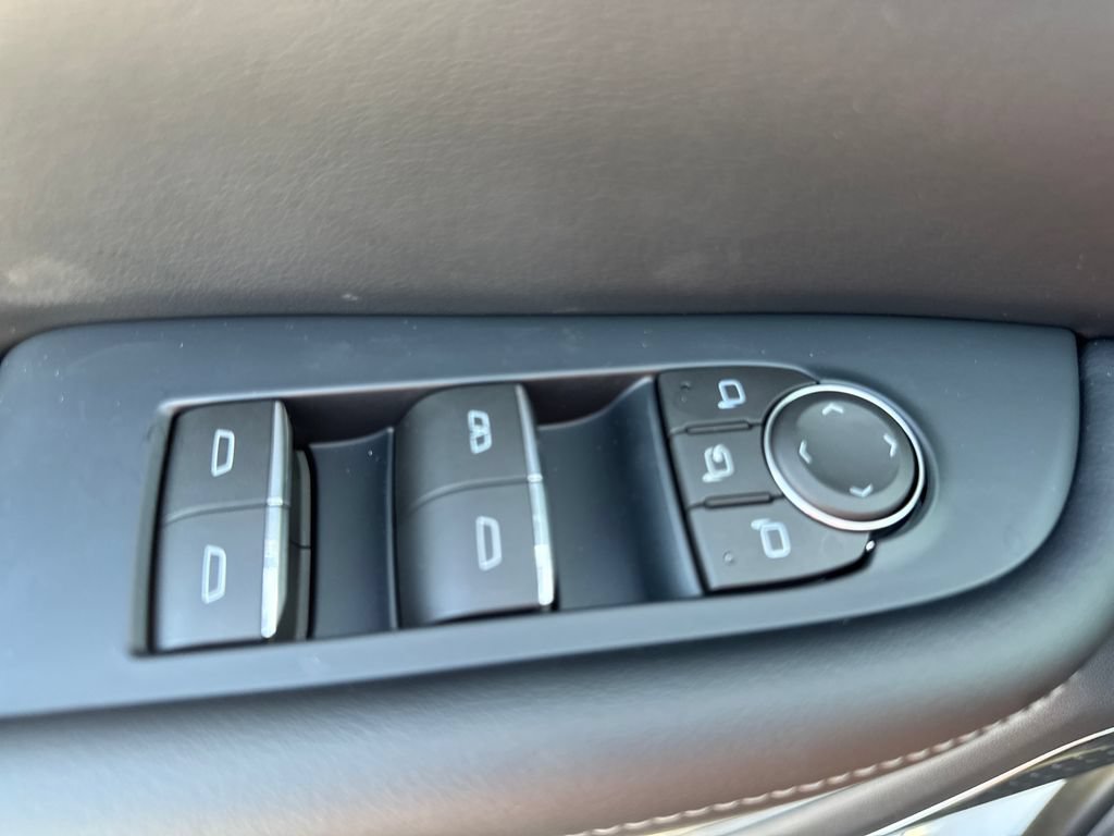New 2026 Buick Enclave Sport Touring w/ Power Package FWD image 18