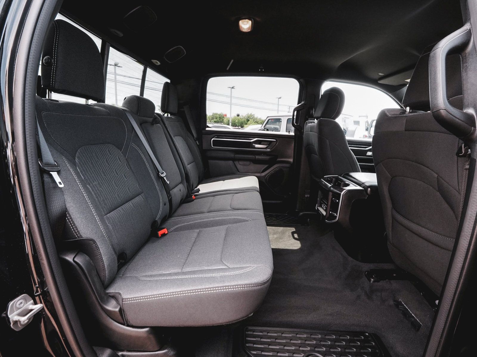 Used 2023 RAM 1500 Big Horn AWD/4WD image 39