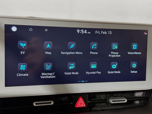 Used 2023 Hyundai Ioniq 5 Limited image 15