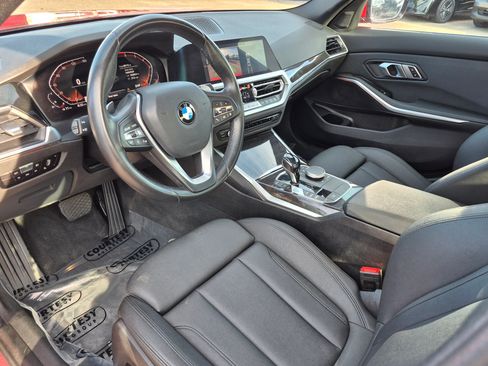 Used 2021 BMW 330i Sedan w/ Convenience Package RWD image 21