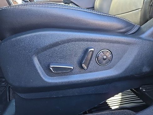 Used 2018 Ford Explorer Limited w/ Equipment Group 301A image 13