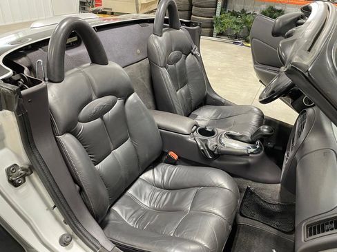 Used 2000 Plymouth Prowler image 24