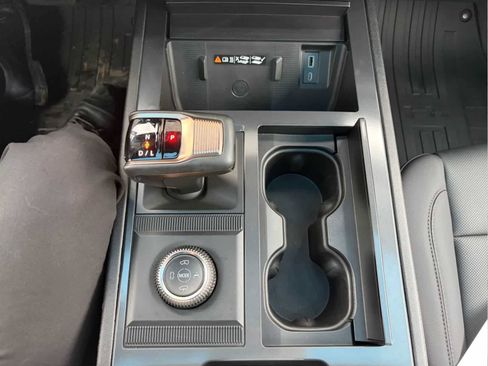 Used 2024 GMC Hummer EV 3X w/ Omega Edition AWD/4WD image 22