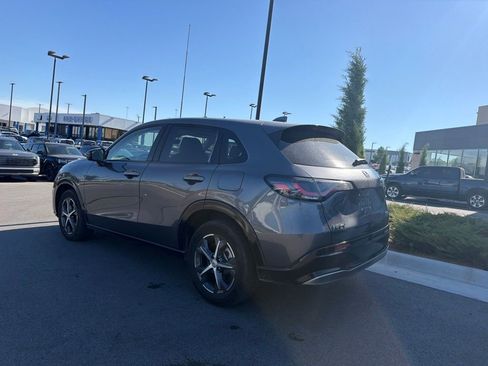 Used 2024 Honda HR-V EX-L image 5