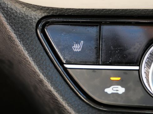 Used 2024 Honda HR-V EX-L image 32