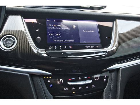 Used 2025 Cadillac XT6 Premium Luxury w/ Platinum Package FWD image 22