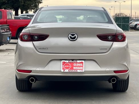 Used 2024 MAZDA MAZDA3 s image 8