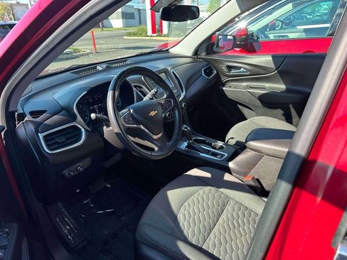 Used 2018 Chevrolet Equinox LT FWD image 15