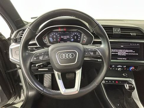 Used 2024 Audi Q3 2.0T Premium AWD/4WD image 15