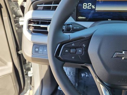 New 2027 Chevrolet Bolt RS w/ Technology Package FWD image 11