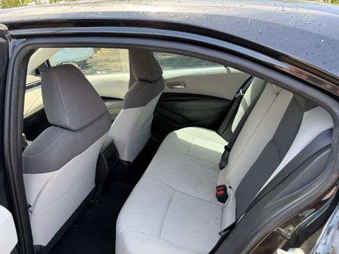 Used 2020 Toyota Corolla LE w/ LE Convenience Package FWD image 24