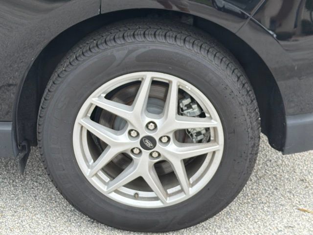 Used 2024 Ford Edge SEL AWD/4WD image 15