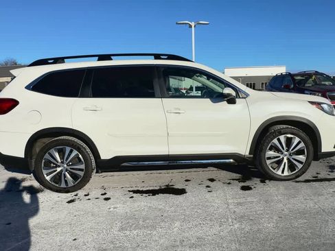 Used 2022 Subaru Ascent Limited w/ Technology Package image 9