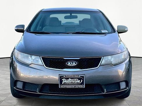 Used 2010 Kia Forte EX image 3