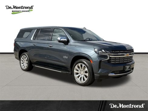 Used 2021 Chevrolet Suburban Premier w/ Premium Package image 3