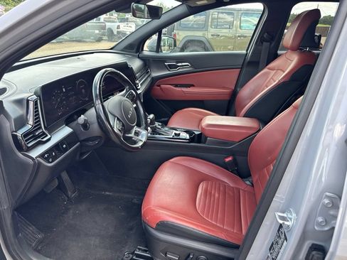 Used 2023 Kia Sportage SX FWD image 12