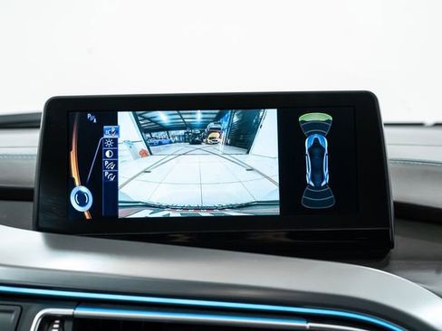 Used 2014 BMW i8 image 30