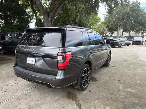 Used 2021 Ford Expedition Limited RWD image 7