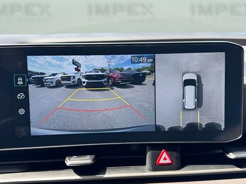 Used 2025 Kia Carnival SX FWD image 21